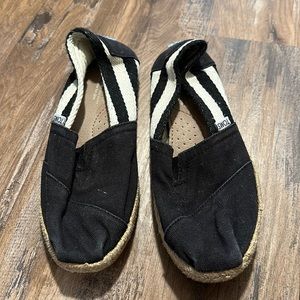 TOMS | Women Size 6.5